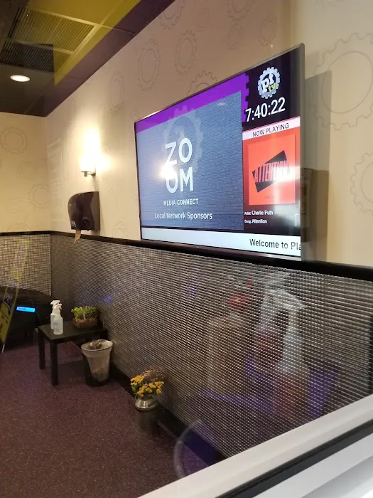 Planet Fitness Picture 7
