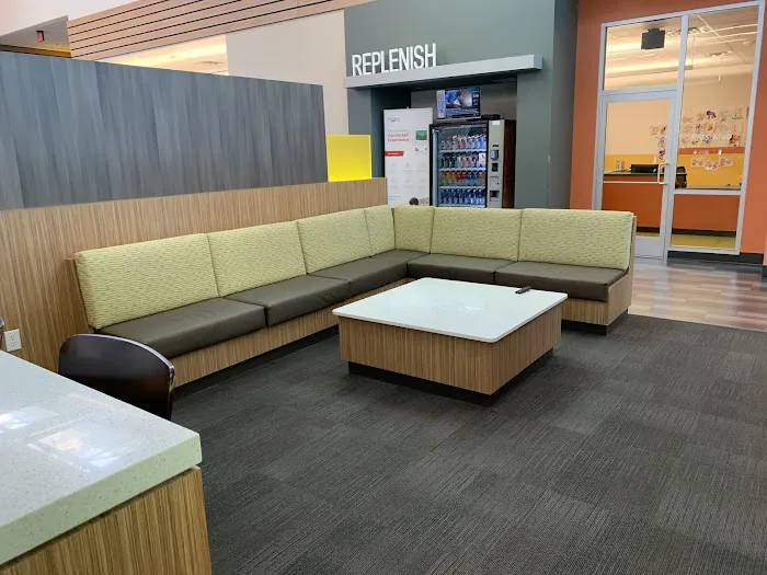 LA Fitness Picture 8