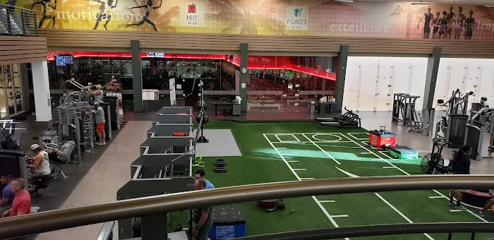 LA Fitness Picture 9