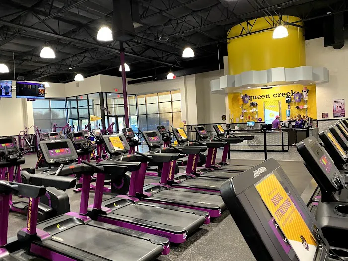 Planet Fitness Picture 2