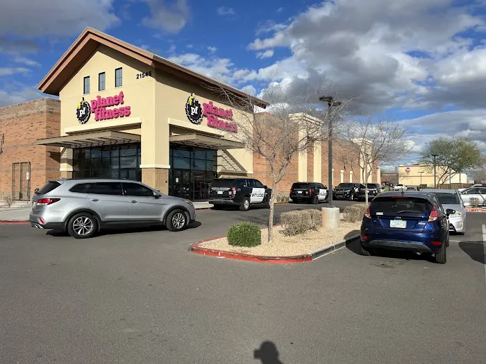 Planet Fitness Picture 1