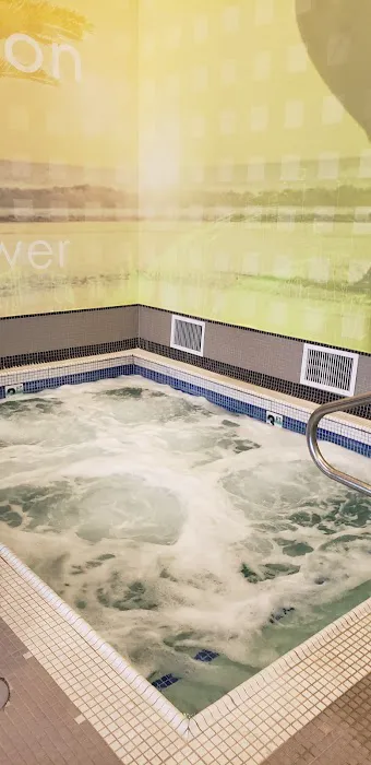 LA Fitness Picture 7