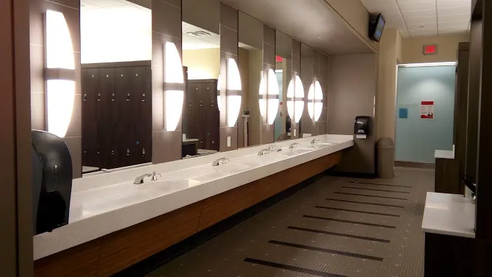 LA Fitness Picture 10