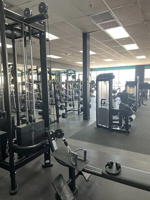 24/7 Fitness Picture 8