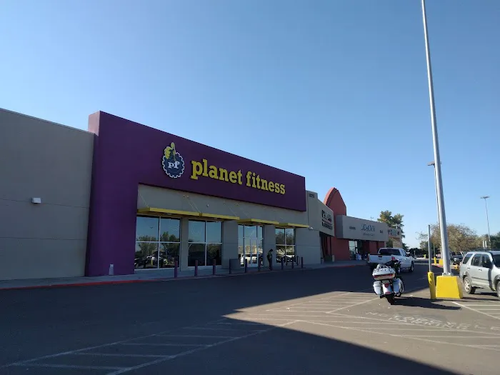 Planet Fitness Picture 4