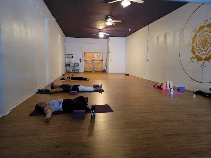 Sin City Yoga Picture 7