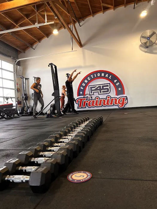 F45 Training Las Vegas Arts District Picture 9