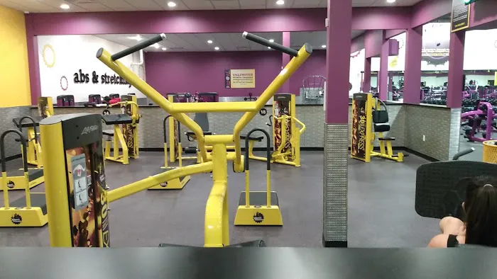Planet Fitness Picture 7