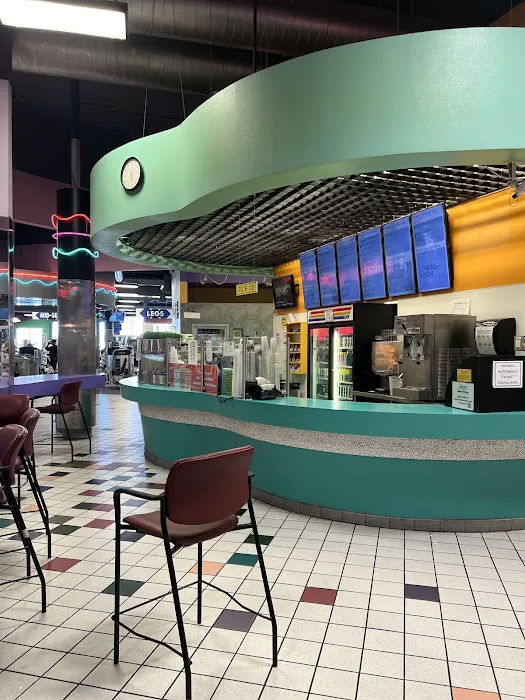 Las Vegas Athletic Clubs - Central Picture 3