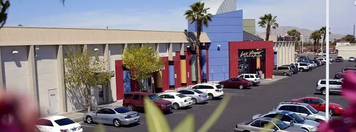 Las Vegas Athletic Clubs - Central Picture 2