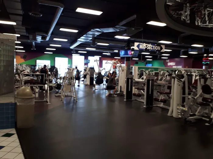 Las Vegas Athletic Clubs - Central Picture 8
