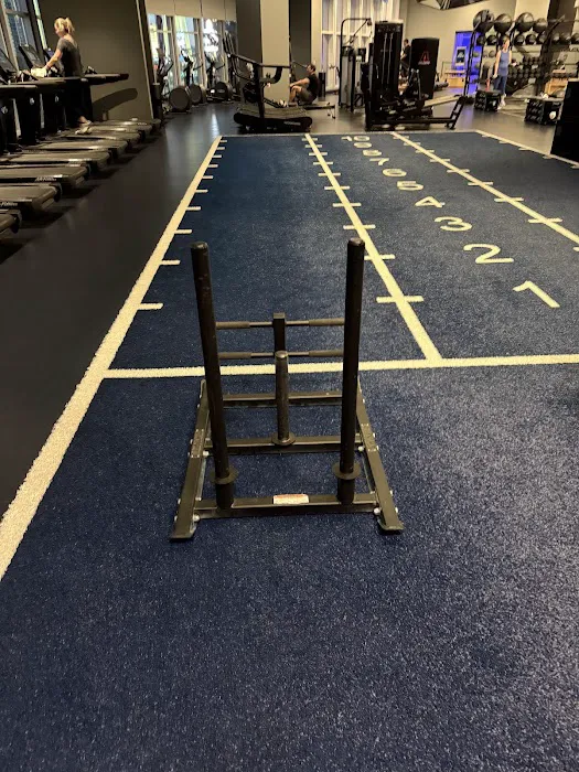 Fontainebleau Fitness center Picture 2