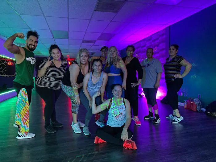 R AND R Dance Studio Picture 9