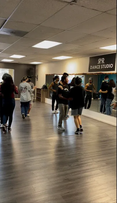 R AND R Dance Studio Picture 2