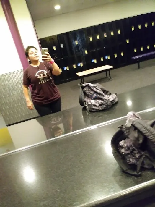 Planet Fitness Picture 8