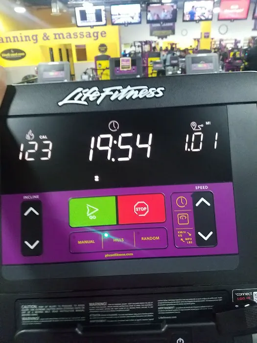 Planet Fitness Picture 6