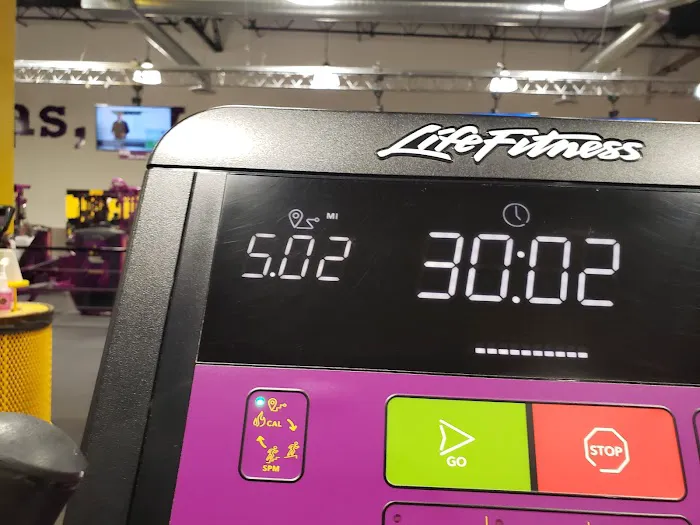 Planet Fitness Picture 9