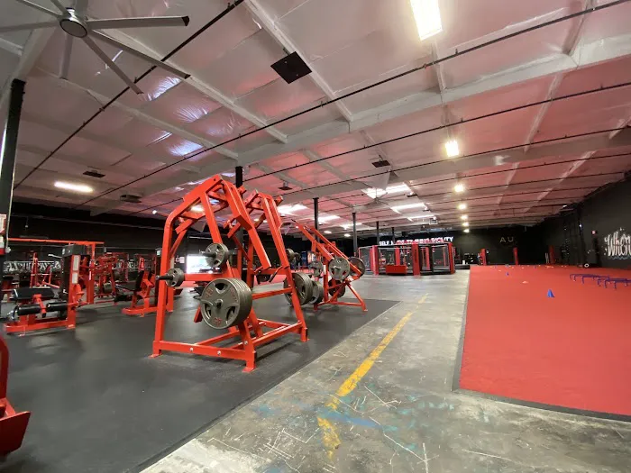 Self Made Training Facility Las Vegas | Personal Fitness Center Picture 3