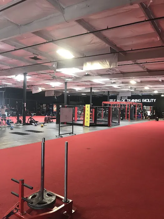 Self Made Training Facility Las Vegas | Personal Fitness Center Picture 4