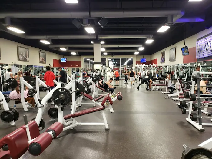 Las Vegas Athletic Clubs - West Picture 6