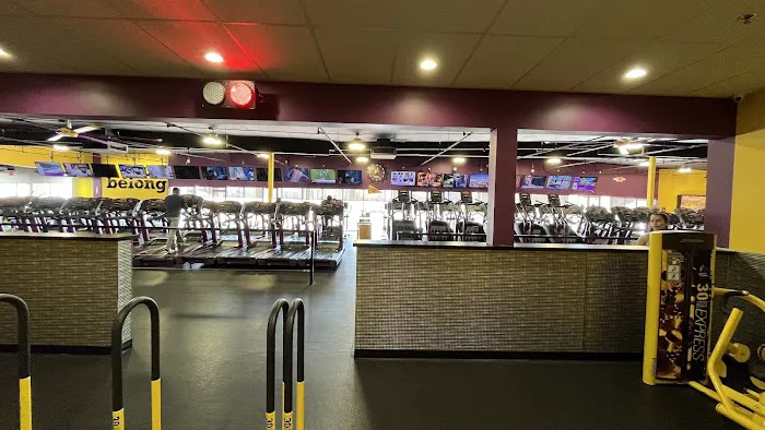 Planet Fitness Picture 1