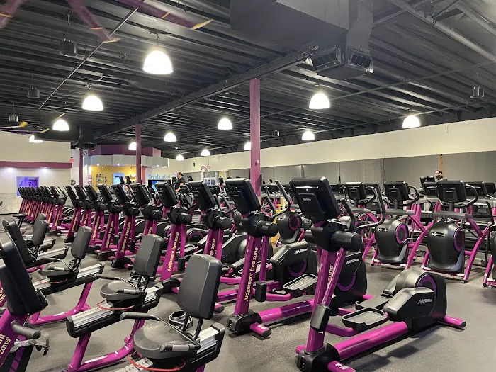 Planet Fitness Picture 1