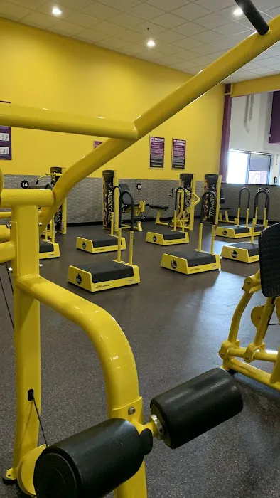 Planet Fitness Picture 9