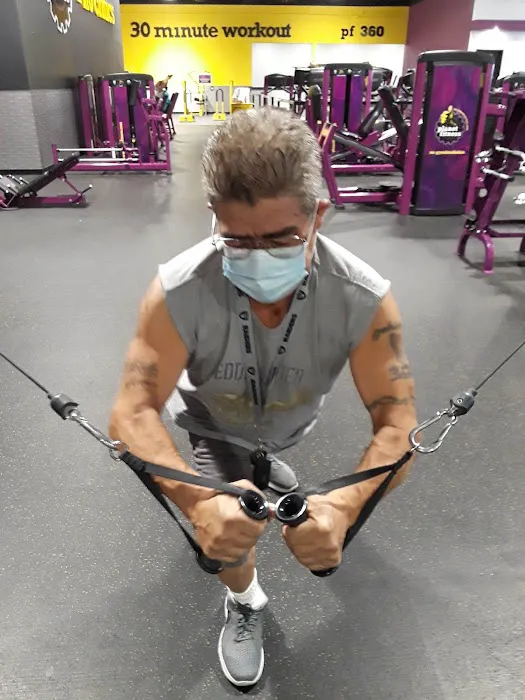 Planet Fitness Picture 6