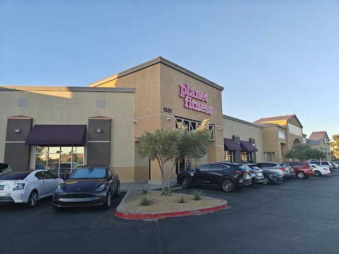 Planet Fitness Picture 2