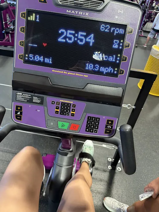 Planet Fitness Picture 7