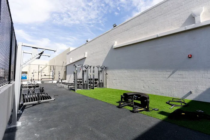 EōS Fitness Picture 6