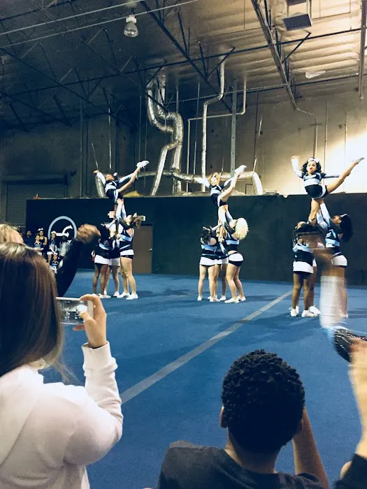 Las Vegas Elements Cheer and Tumbling Picture 3