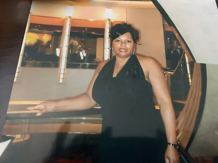 Sheree Michelle Fitness Picture 1