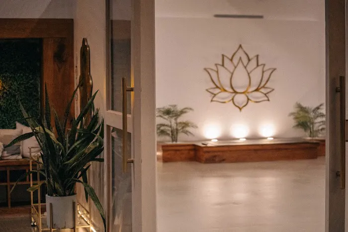 Kintsugi Yoga - Inspire Picture 8