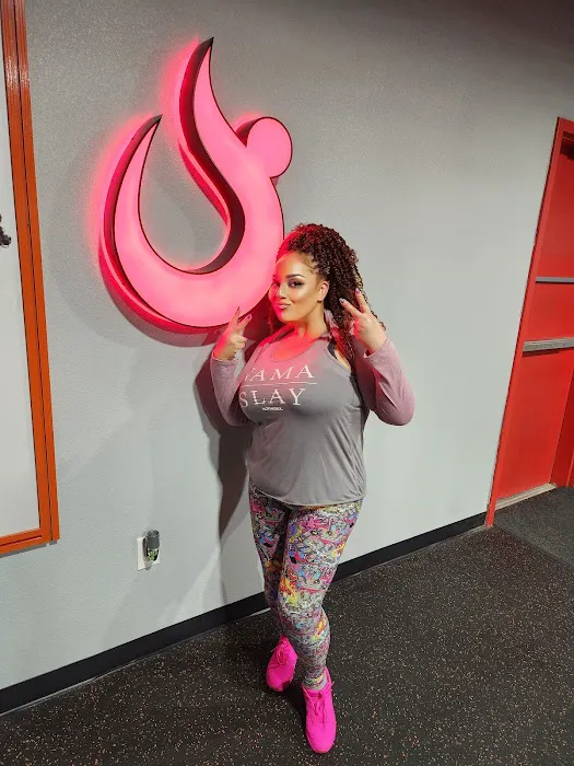 HOTWORX - Las Vegas, NV - Centennial Hills Picture 8