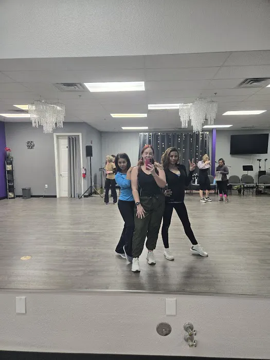 B Fitness Gym Picture 3