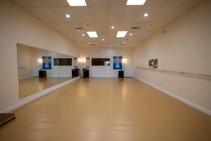 Body & Brain Yoga Tai Chi Picture 7