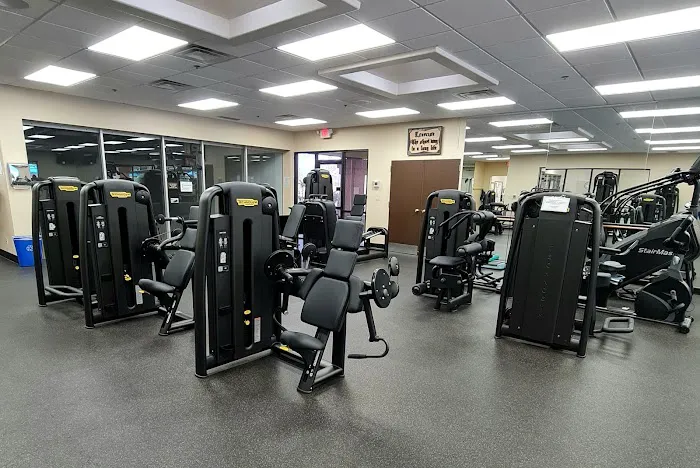 Fitness Center Picture 9
