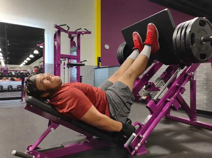 Planet Fitness Picture 10