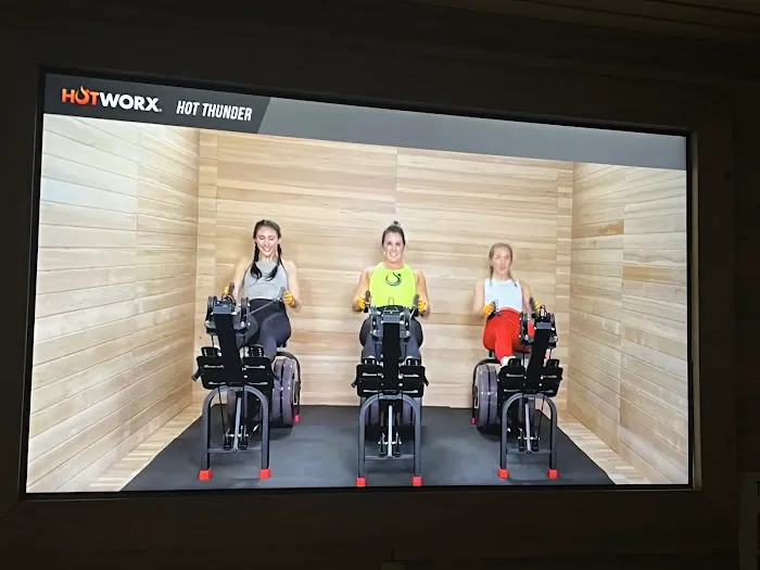 HOTWORX - Las Vegas, NV - 215 & Eastern Picture 1