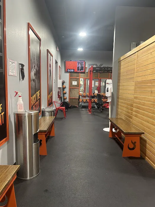 HOTWORX - Las Vegas, NV - 215 & Eastern Picture 4