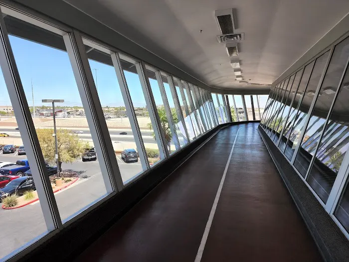 Las Vegas Athletic Clubs - Southwest Picture 6
