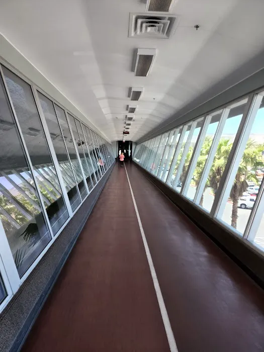Las Vegas Athletic Clubs - Southwest Picture 2