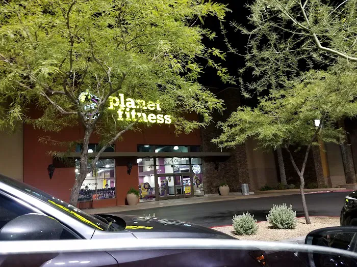 Planet Fitness Picture 9