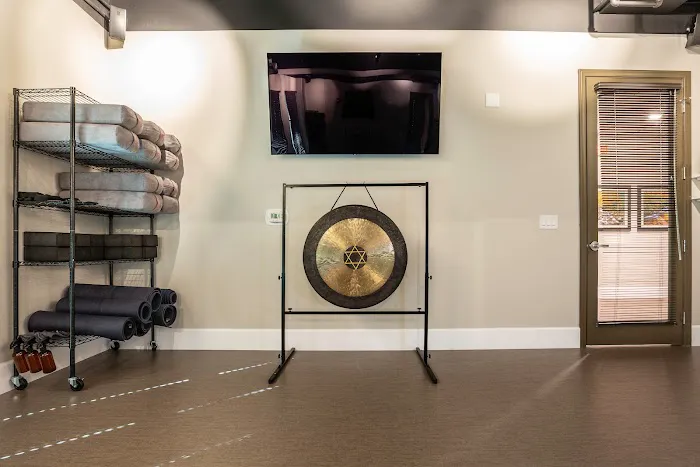 PURE Yoga - Las Vegas Picture 7