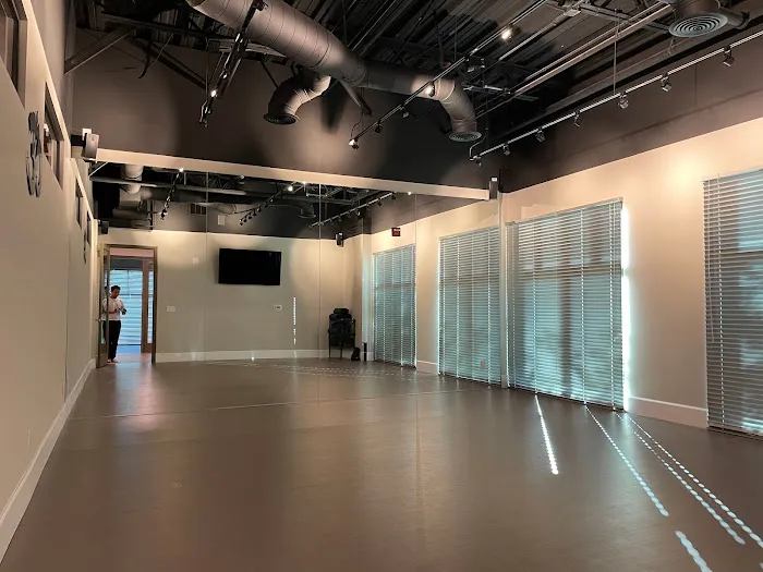 PURE Yoga - Las Vegas Picture 2