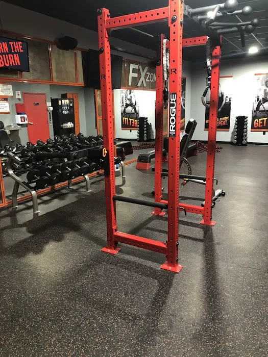 HOTWORX - Henderson, NV - Black Mountain Picture 7