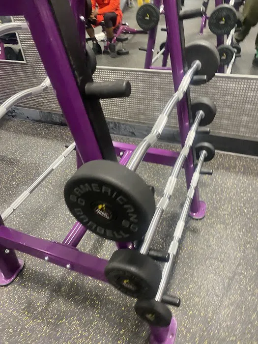 Planet Fitness Picture 5