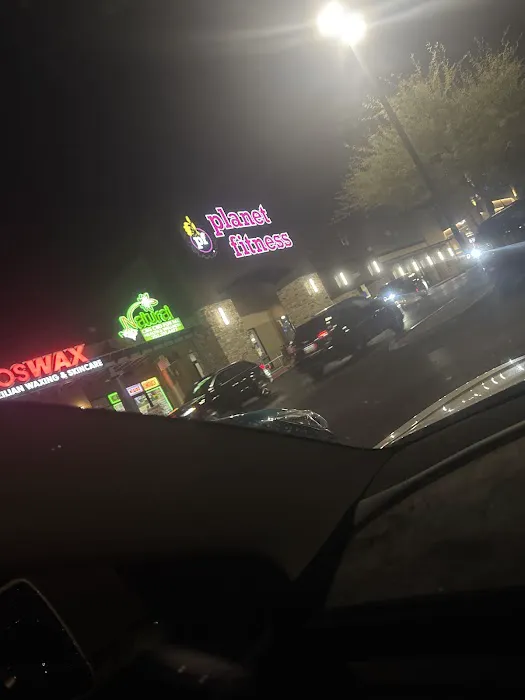 Planet Fitness Picture 8