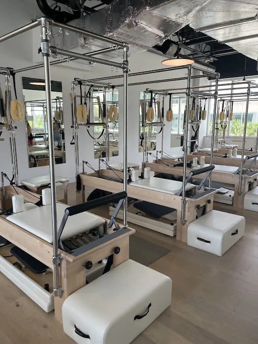 CADiLab Pilates Picture 5